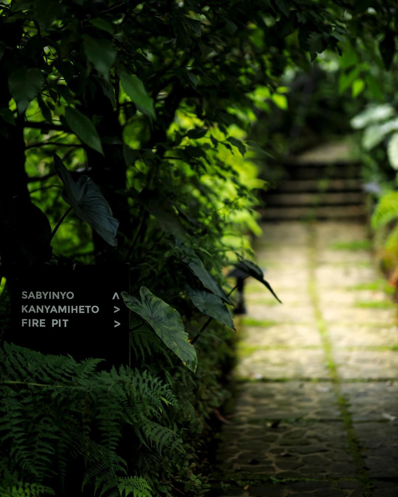 Sambora Kinigi Villa Exterior photo