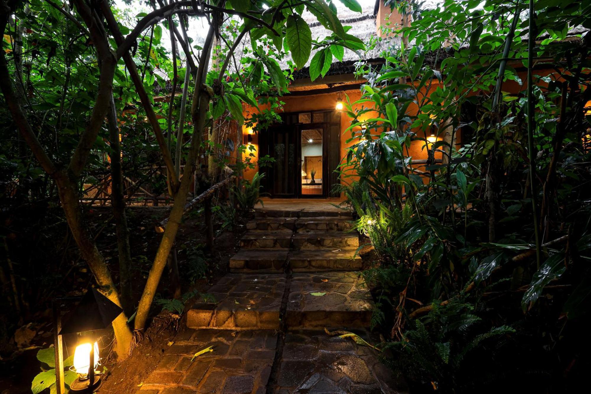 Sambora Kinigi Villa Exterior photo