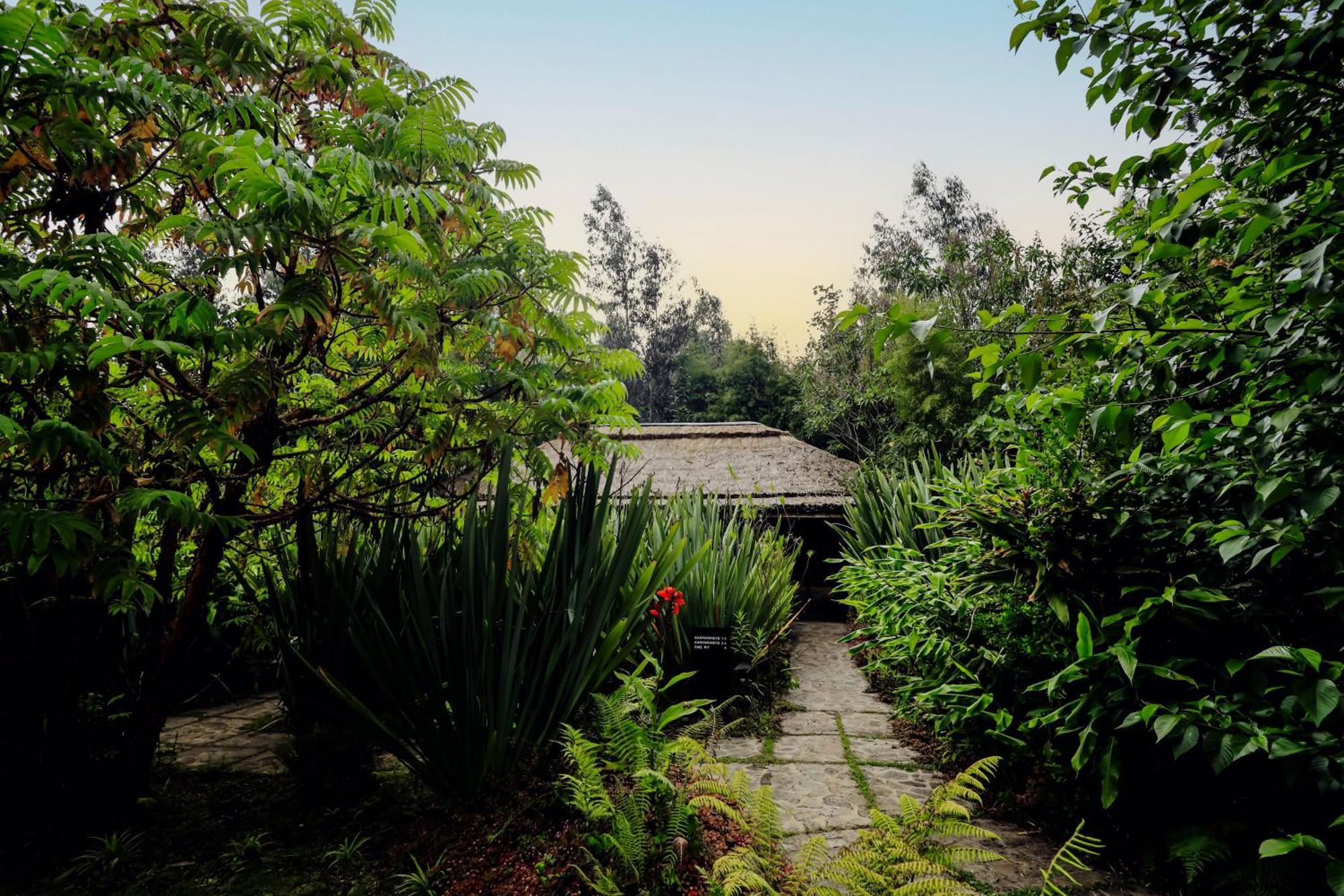 Sambora Kinigi Villa Exterior photo